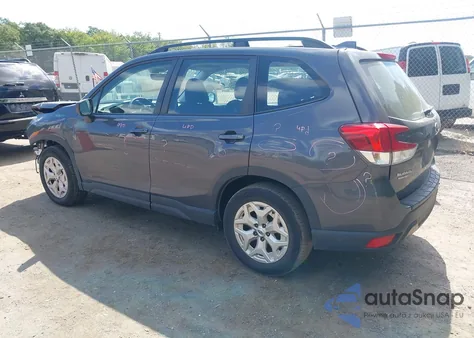 2021 Subaru Forester z USA, uszkodzony, nr VIN JF2SKADC0MH493801